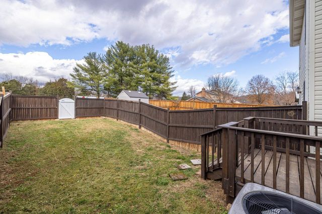 102 KADIES LN, Edinburg, VA 22824