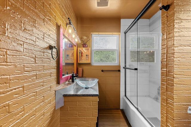 708 W Elizabeth ST, Austin, TX 78704