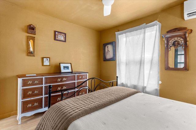 708 W Elizabeth ST, Austin, TX 78704