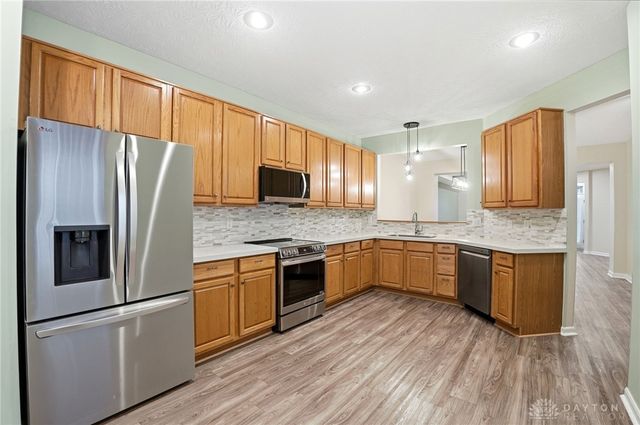 2002 Commons Circle, Batavia, OH 45103