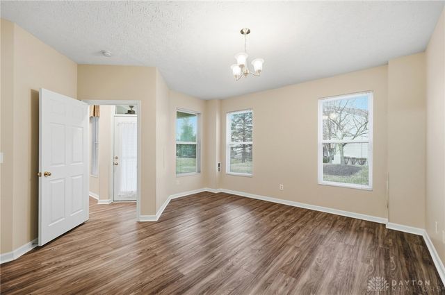 2002 Commons Circle, Batavia, OH 45103