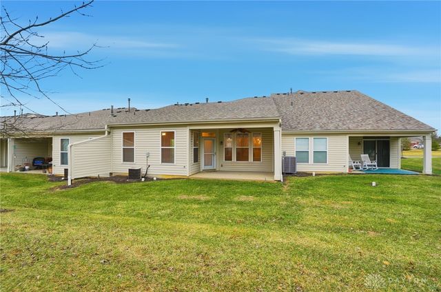 2002 Commons Circle, Batavia, OH 45103