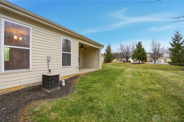 2002 Commons Circle, Batavia, OH 45103