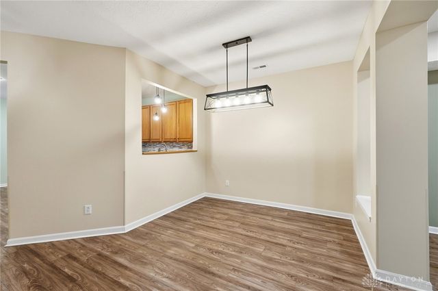 2002 Commons Circle, Batavia, OH 45103