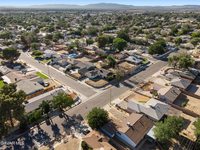 639 E Ovington Street, Lancaster, CA 93535