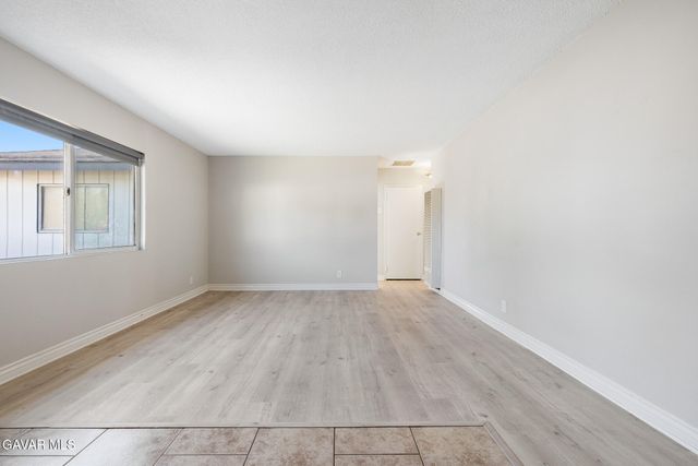 639 E Ovington Street, Lancaster, CA 93535