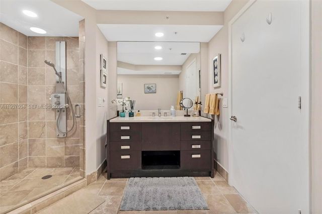 18201 Collins Avenue 1408, Sunny Isles Beach, FL 33160