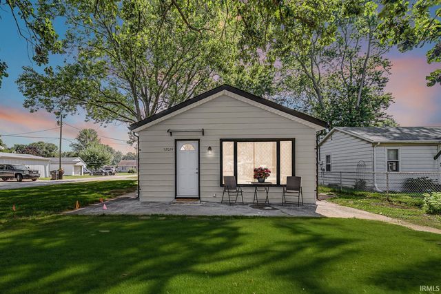 57074 Guernsey Avenue, Osceola, IN 46561