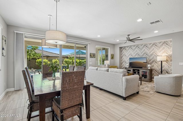 13413 W BLACKSTONE Lane, Peoria, AZ 85383