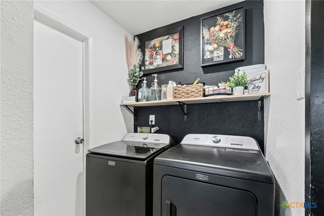 1105 East Avenue O, Belton, TX 76513