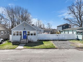 140 7th Street, Hazlet, NJ 07734