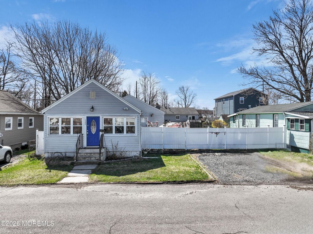 140 7th Street, Hazlet, NJ 07734