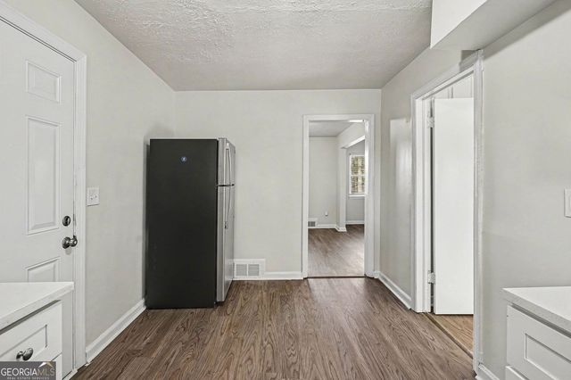 1660 Valencia Road, Decatur, GA 30032