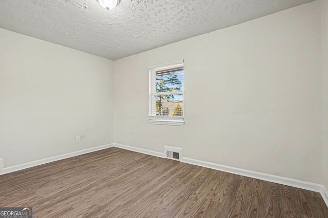 1660 Valencia Road, Decatur, GA 30032