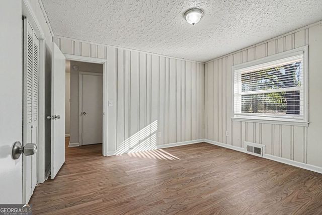 1660 Valencia Road, Decatur, GA 30032