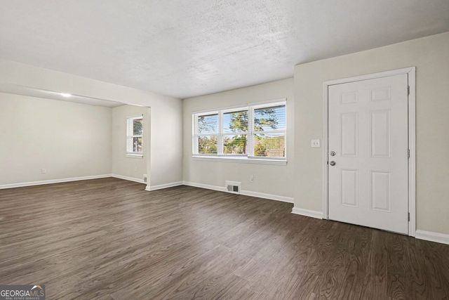 1660 Valencia Road, Decatur, GA 30032