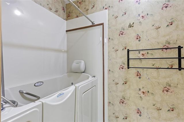 8038 Monrovia Street, Lenexa, KS 66215