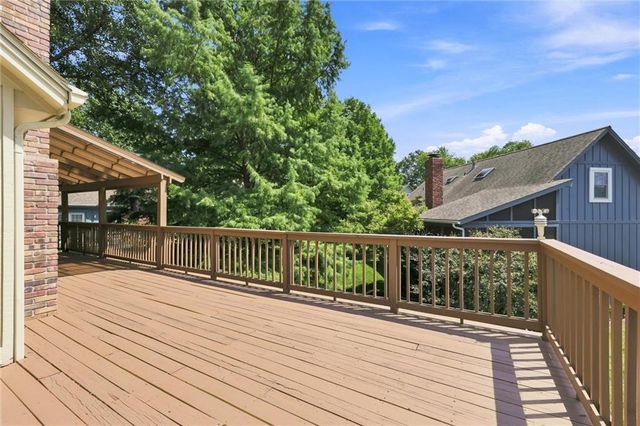 8038 Monrovia Street, Lenexa, KS 66215