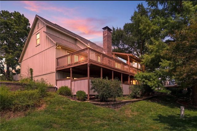 8038 Monrovia Street, Lenexa, KS 66215