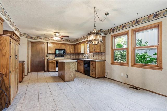 8038 Monrovia Street, Lenexa, KS 66215