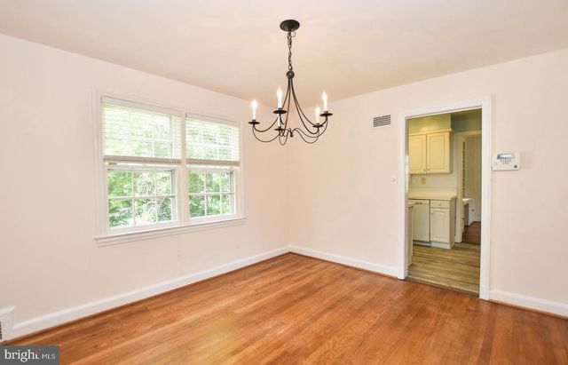 6123 WYNNWOOD RD, Bethesda, MD 20816