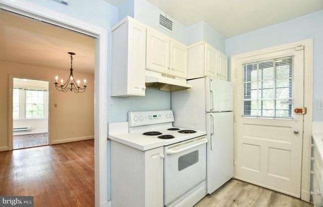 6123 WYNNWOOD RD, Bethesda, MD 20816