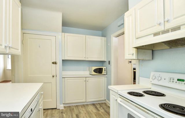 6123 WYNNWOOD RD, Bethesda, MD 20816