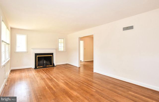 6123 WYNNWOOD RD, Bethesda, MD 20816
