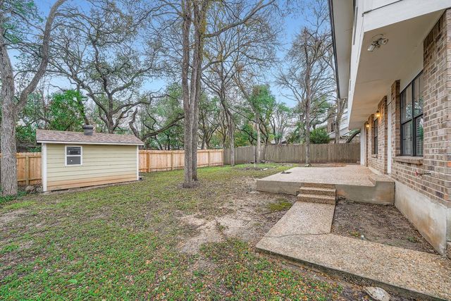 11101 Country KNLS, Austin, TX 78750