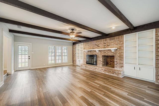 11101 Country KNLS, Austin, TX 78750