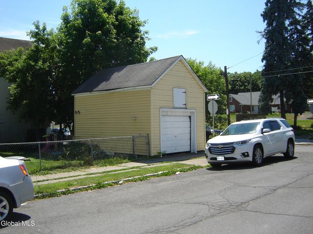 50 Newark Street, Cohoes, NY 12047