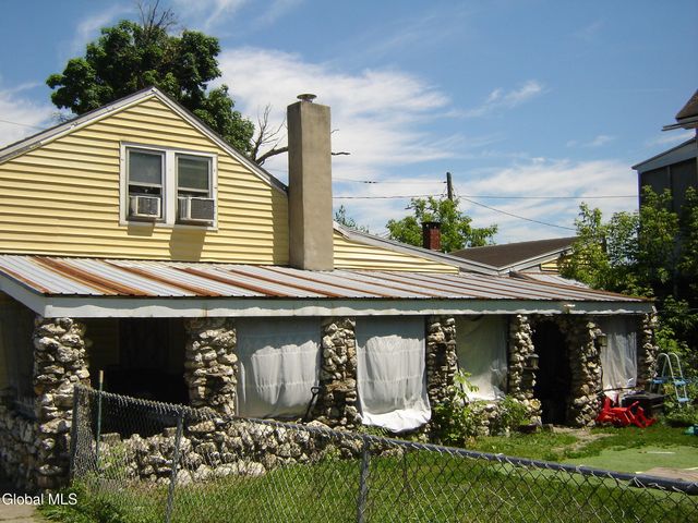 50 Newark Street, Cohoes, NY 12047