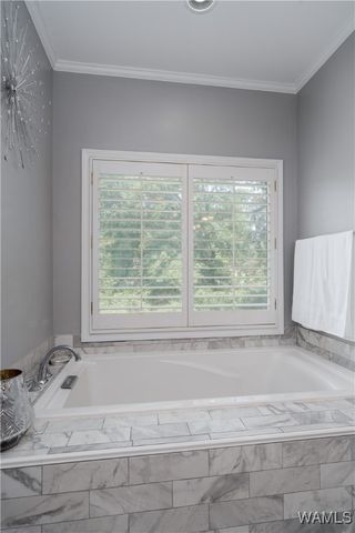 1520 HONEY LOCUST, Tuscaloosa, AL 35405