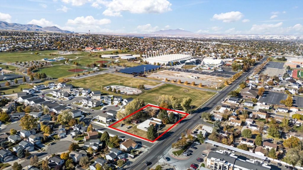 5934 S COUGAR LN #5930, Kearns, UT 84118 — exterior
