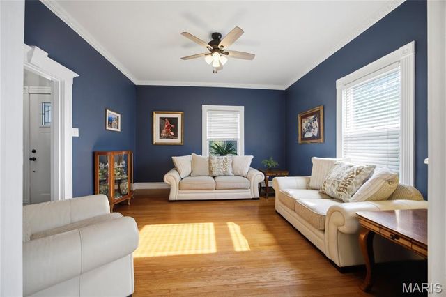 717 Clark Street, St Charles, MO 63301