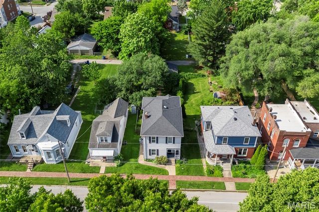 717 Clark Street, St Charles, MO 63301