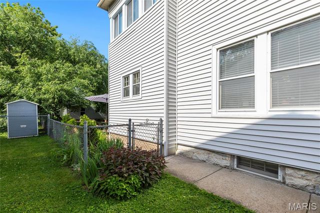 717 Clark Street, St Charles, MO 63301