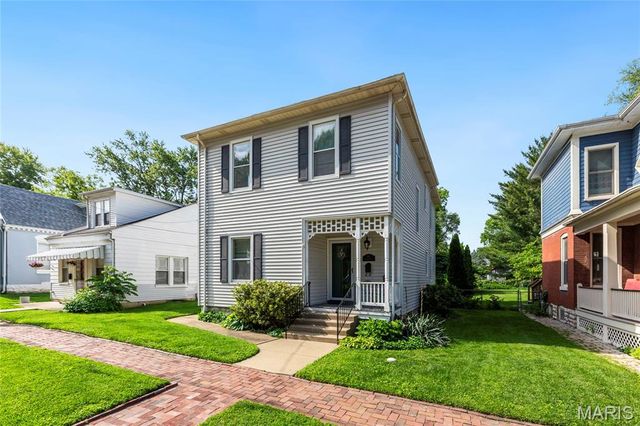 717 Clark Street, St Charles, MO 63301