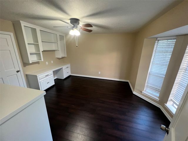 18240 Fenske Road, Cypress, TX 77433