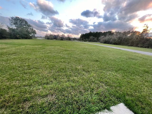 18240 Fenske Road, Cypress, TX 77433