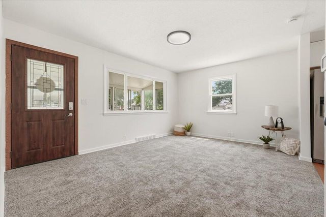 3329 9TH Avenue, Council Bluffs, IA 51501