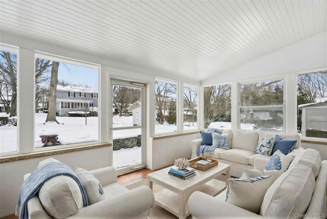 36 Country Ridge Drive, Rye Brook, NY 10573