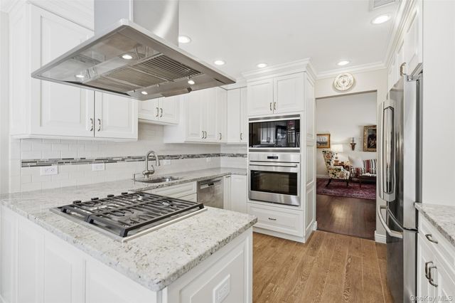 36 Country Ridge Drive, Rye Brook, NY 10573