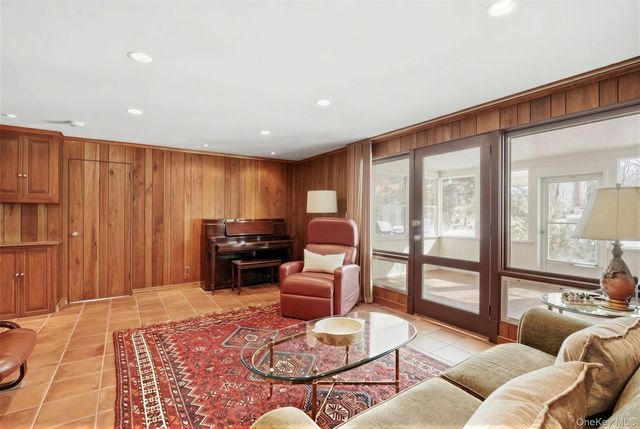 36 Country Ridge Drive, Rye Brook, NY 10573