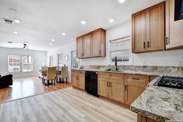 2105 Pasadena, San Antonio, TX 78201