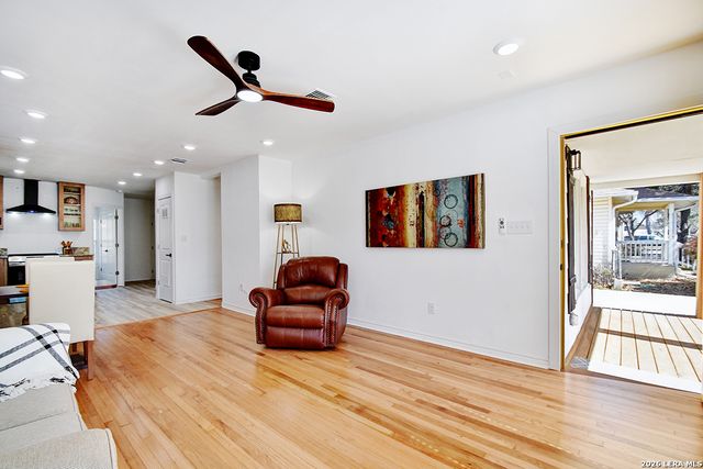 2105 Pasadena, San Antonio, TX 78201