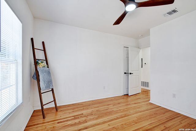 2105 Pasadena, San Antonio, TX 78201