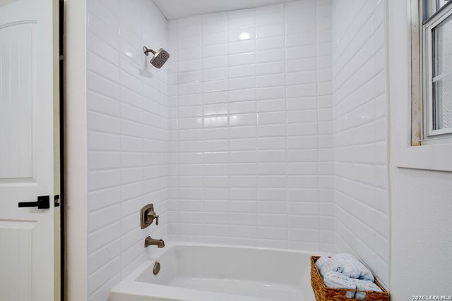 2105 Pasadena, San Antonio, TX 78201