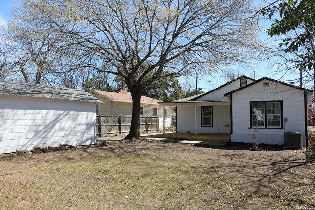 2105 Pasadena, San Antonio, TX 78201