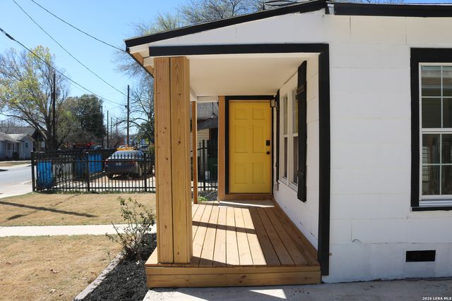 2105 Pasadena, San Antonio, TX 78201